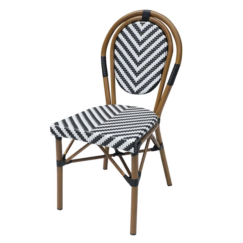 Outdoor Furniture Table And Chairs - Gartenmöbel-Set, PVC-Rattan-Stuhl, Outdoor-Stühle, geeignet für den