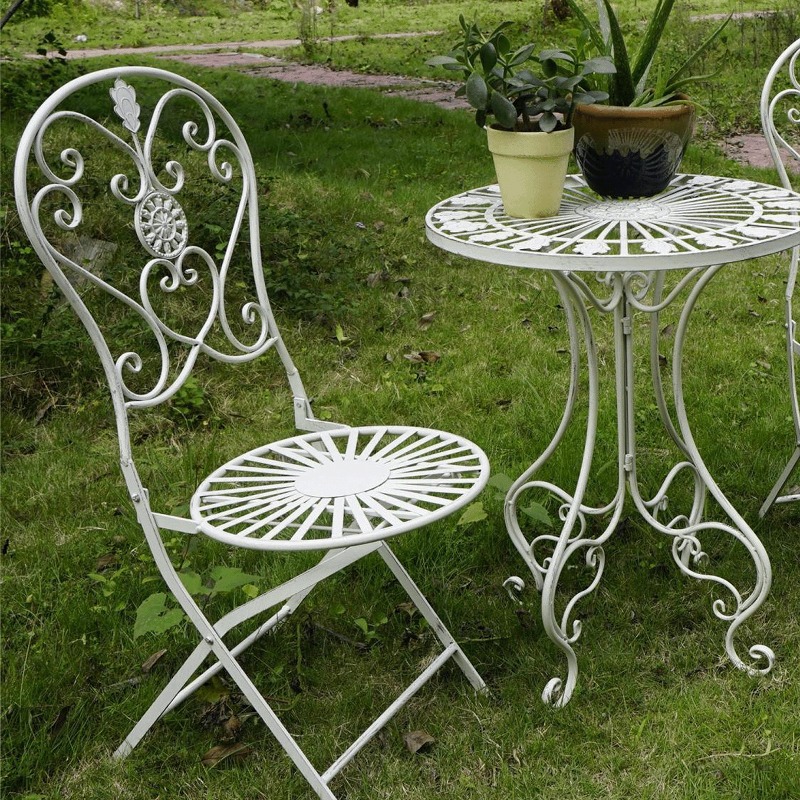 Französische Vintage-Eisen-Tis – Outdoor Furniture Iron Bewertung und Preis