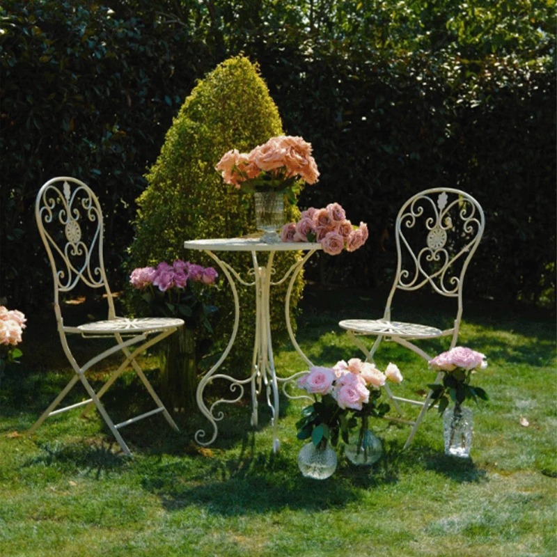 Französische Vintage-Eisen-Tis – Outdoor Furniture Iron Bewertung und Preis